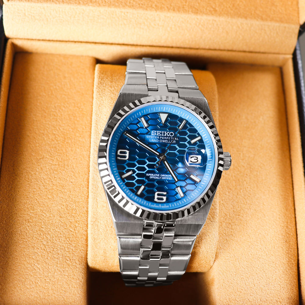 Seiko Mod «Land-Dweller» Blue Honeycomb